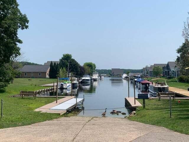 LOT38 Longbridge, Pentwater, MI 49449 - photo 4