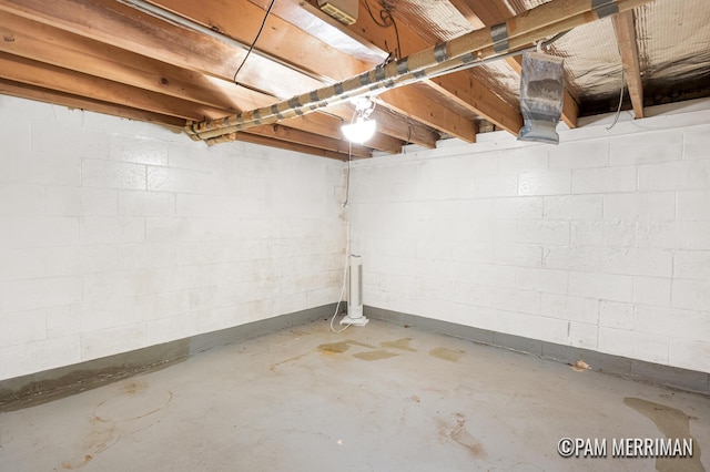 2387 Michigan St NE, Grand Rapids, MI 49503 - photo 27