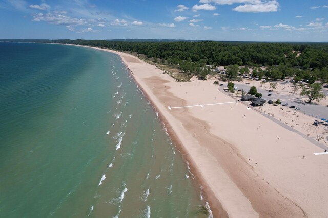 W Waters Edge Dr Unit 9, Scottville, MI 49454 - photo 13