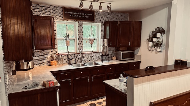 6572 Oakwood Dr, Green Oak Twp, MI 48178 - photo 18