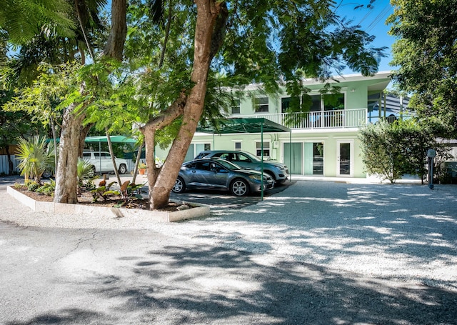 87950 Overseas Hwy, Islamorada, FL 33036 - view of property with uncovered parking