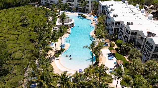97501 Overseas Hwy Unit 131, Key Largo, FL 33037 - bird's eye view of a pool and apartment complex / building