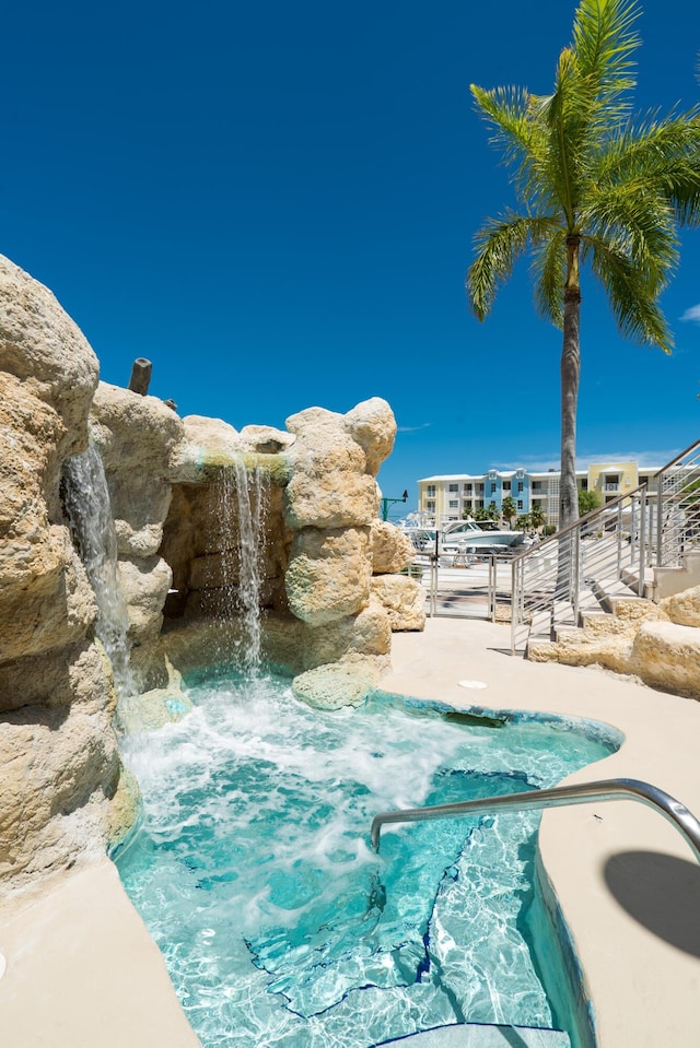 97501 Overseas Hwy Unit 131, Key Largo, FL 33037 - view of pool
