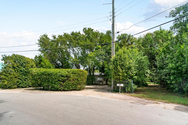 230 Apache St, Tavernier, FL 33070 - view of asphalt road
