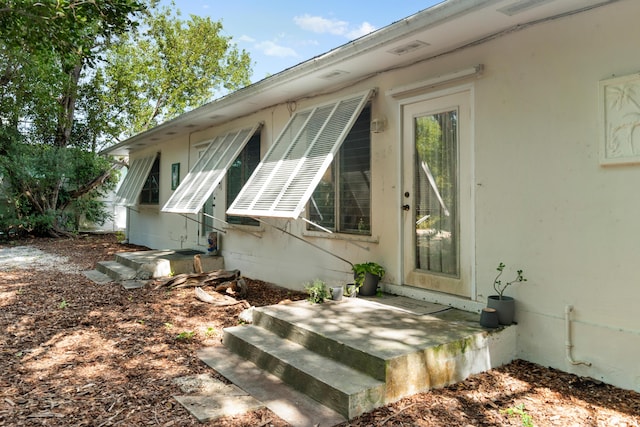 230 Apache St, Tavernier, FL 33070 - doorway to property