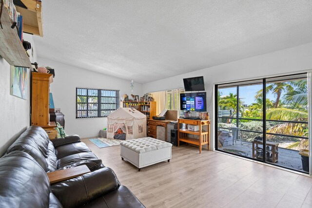 778 Canal St, Key Largo, FL 33037