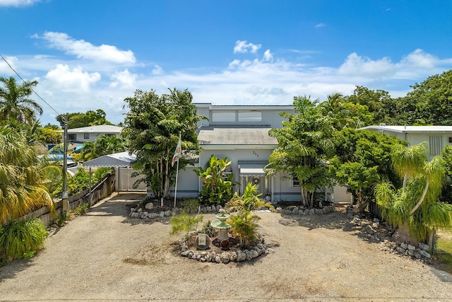 view of front of house