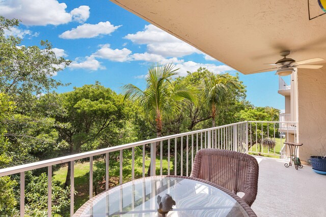 balcony with ceiling fan