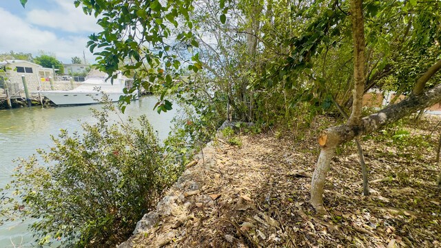 8 S Exuma Rd, Key Largo, FL 33037