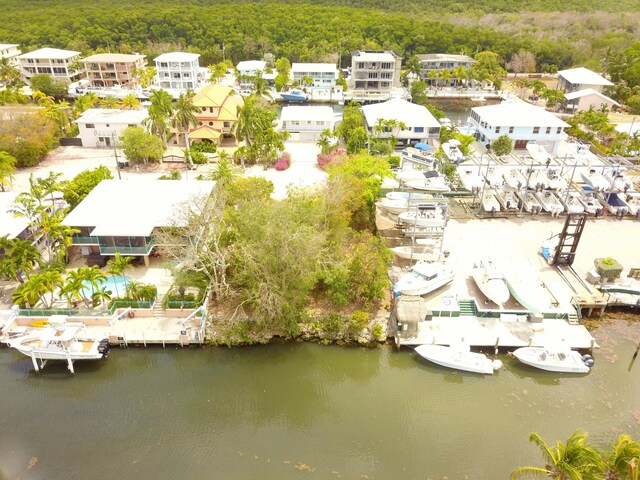 8 S Exuma Rd, Key Largo, FL 33037
