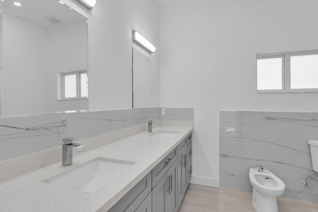14 Tarpon Ave, Key Largo, FL 33037 - full bath featuring a bidet, double vanity, and recessed lighting