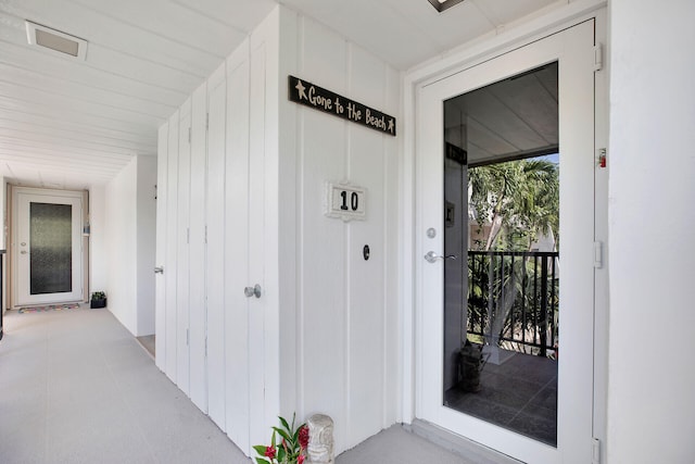 view of entrance to property