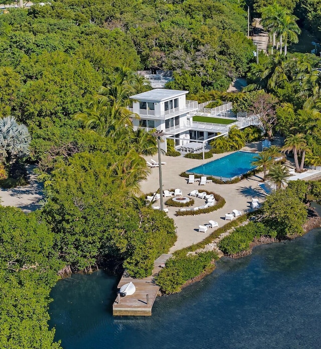 bird's eye view featuring a water view