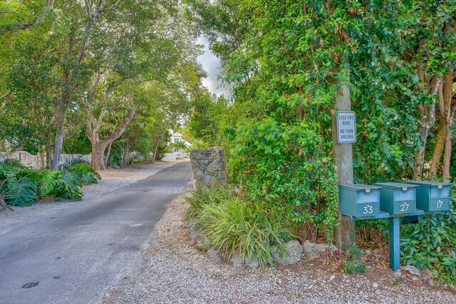 27 Blue Runner St, Key Largo, FL 33037