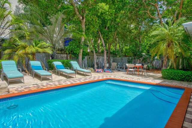 27 Blue Runner St, Key Largo, FL 33037