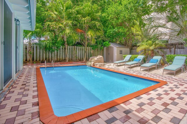 27 Blue Runner St, Key Largo, FL 33037