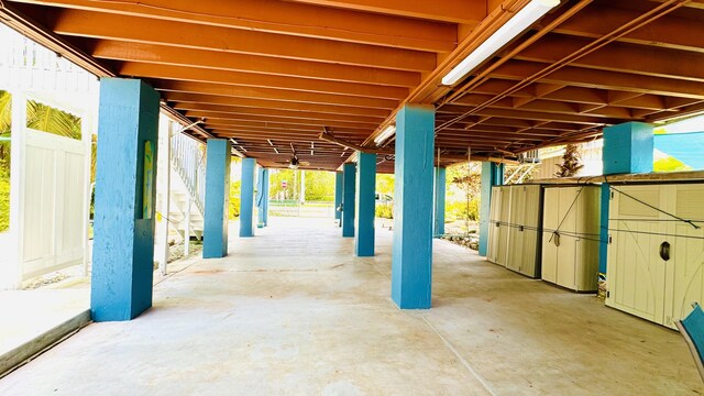18 W Circle Dr, Saddle Bunch, FL 33040 - interior space