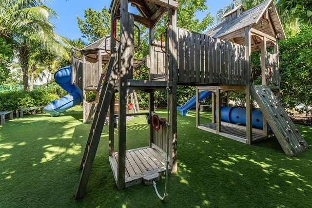 view of jungle gym featuring a yard