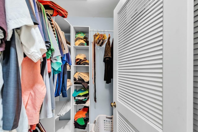 26 Corrine Pl, Key Largo, FL 33037 - view of spacious closet