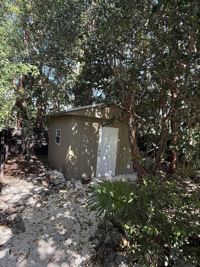 view of outbuilding