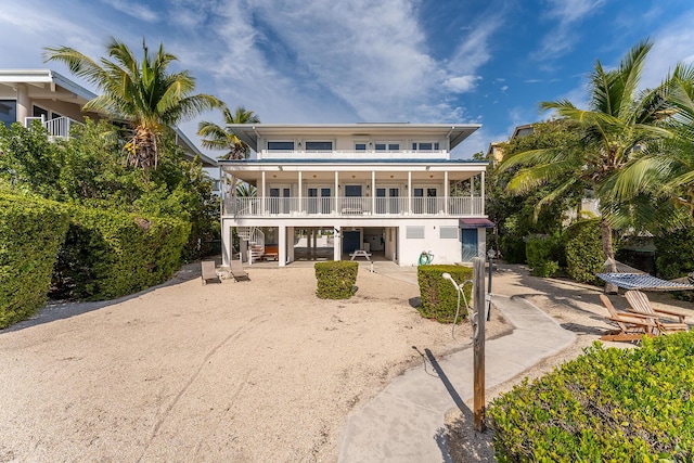 view of front of house with a balcony