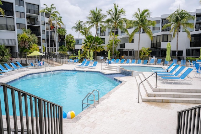 104350 Overseas Hwy Unit B205, Key Largo, FL 33037 - community pool with a patio