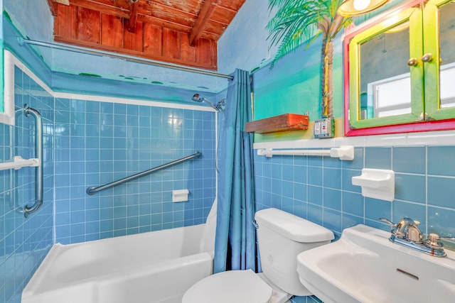 140 Gardenia St, Tavernier, FL 33070 - full bathroom featuring wood ceiling, shower / bathtub combination with curtain, toilet, and a sink