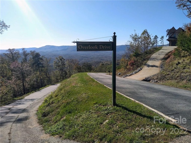 Listing photo 2 for LOT207 Golden Ridge Dr, Lake Lure NC 28746