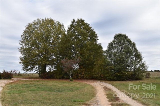 Listing photo 3 for 768 River Hwy, Mooresville NC 28117