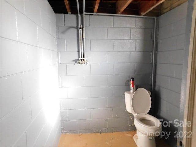 bathroom with toilet