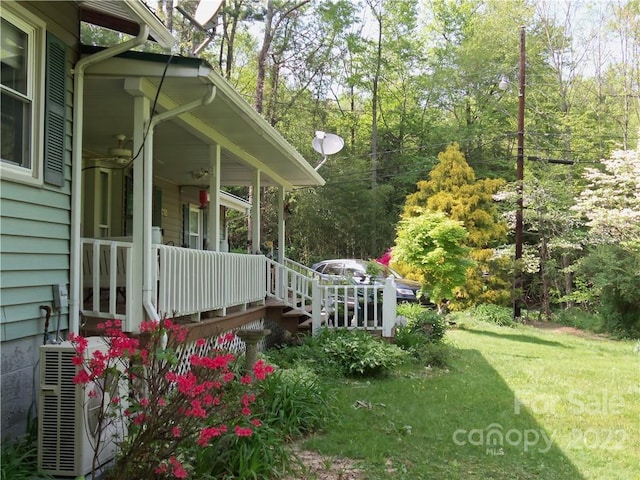 view of yard featuring central AC unit