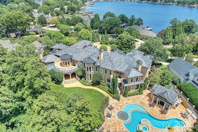 18019 Harbor Light Blvd, Cornelius, NC 28031 - view from above of property featuring a large body of water and a pool area