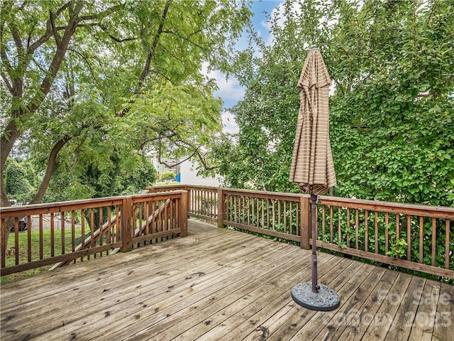 view of wooden deck