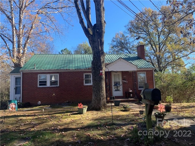 view of front of home