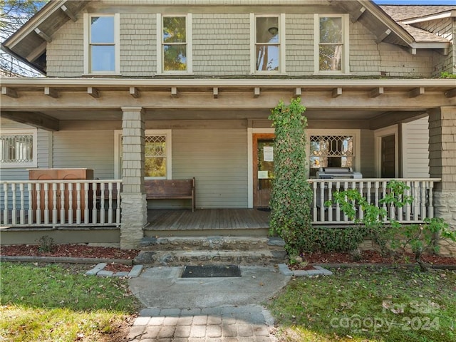 view of front of home with a porch