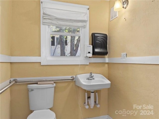 bathroom with toilet