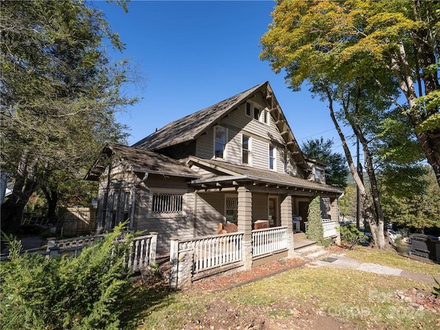 view of side of home