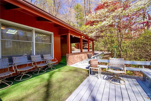 604 Swiss Pine Lake Dr, Spruce Pine, NC 28777