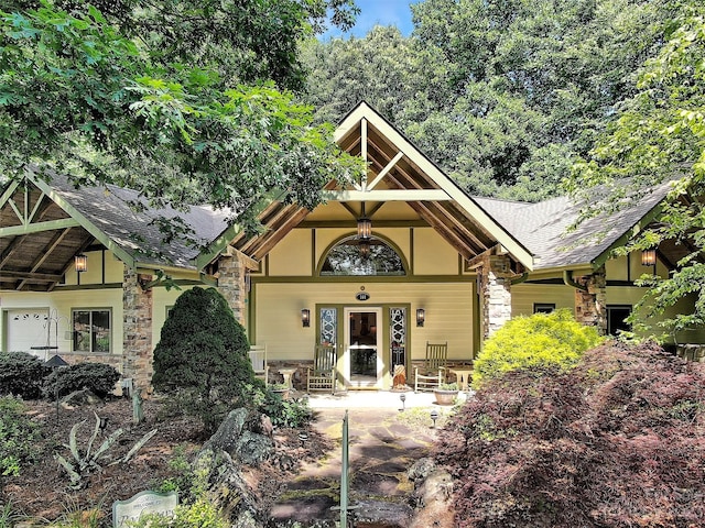 view of front of home featuring covered porch