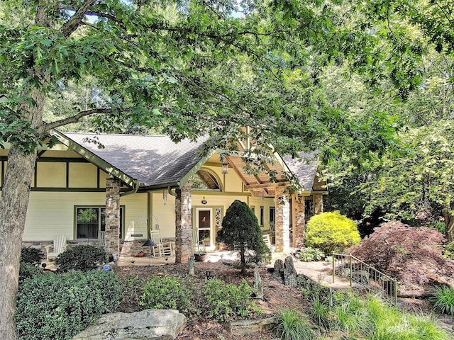 view of front of house with covered porch