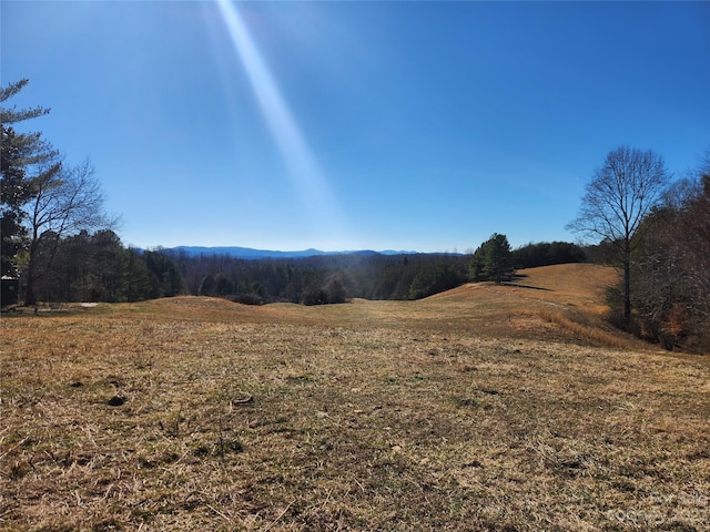 Listing photo 3 for 275 Sumerset Ln, North Wilkesboro NC 28659