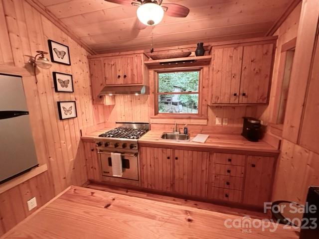 0000 Spike Moss Rd, Sapphire, NC 28774 - photo 13