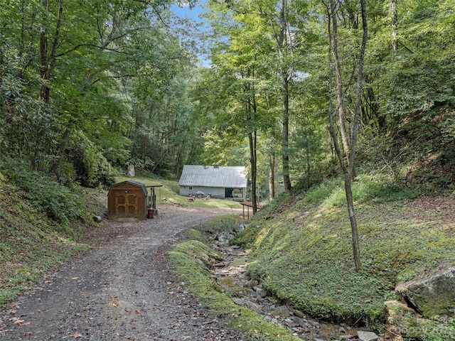 Listing photo 2 for 520 White Oak Flats Rd, Green Mountain NC 28740