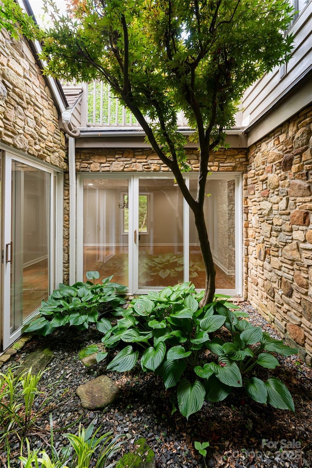 380 Old Powell Rd, Brevard, NC 28712 - exterior details with stone siding