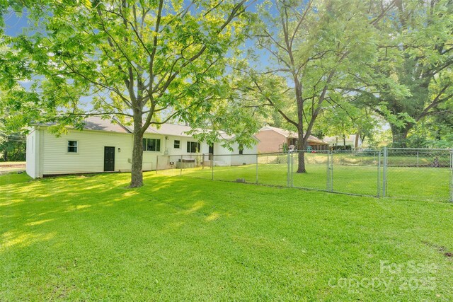 506 E Maine Ave, Bessemer City, NC 28016 - photo 21