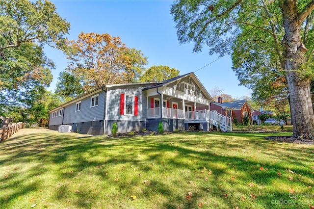 view of front of house with a front yard