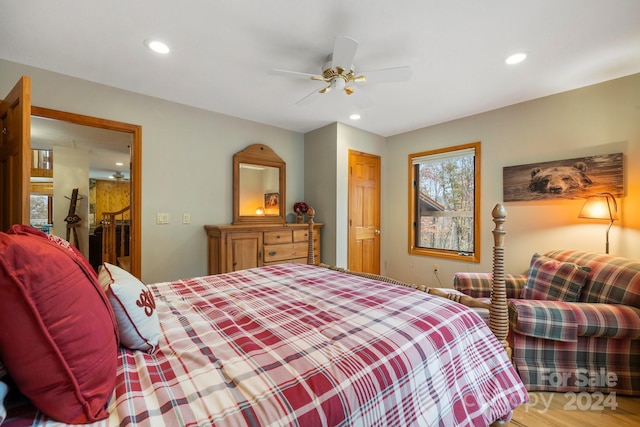 bedroom with ceiling fan