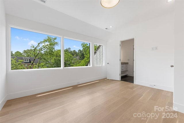 unfurnished bedroom with light hardwood / wood-style floors