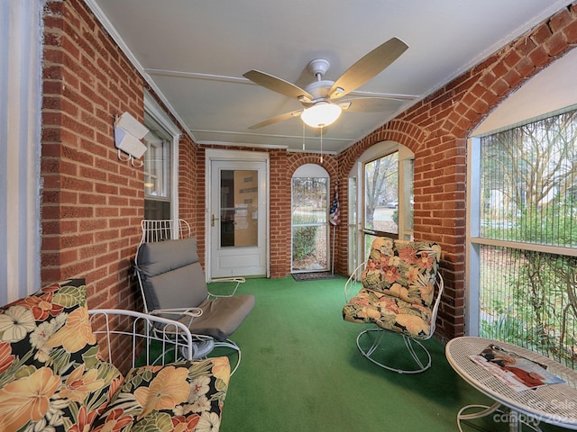 view of terrace with ceiling fan