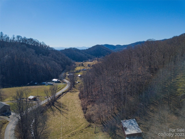 Listing photo 2 for 1419 Ponder Creek Rd, Mars Hill NC 28754